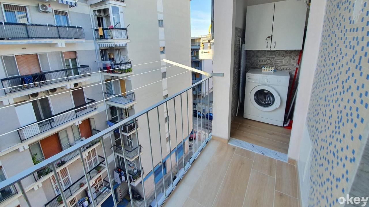 Blue Sky Rooftop Rooms - Bari Policlinico Екстериор снимка