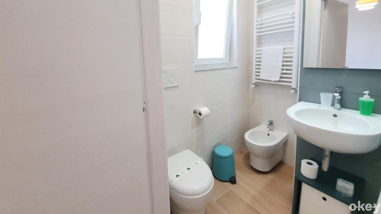 Blue Sky Rooftop Rooms - Bari Policlinico Екстериор снимка