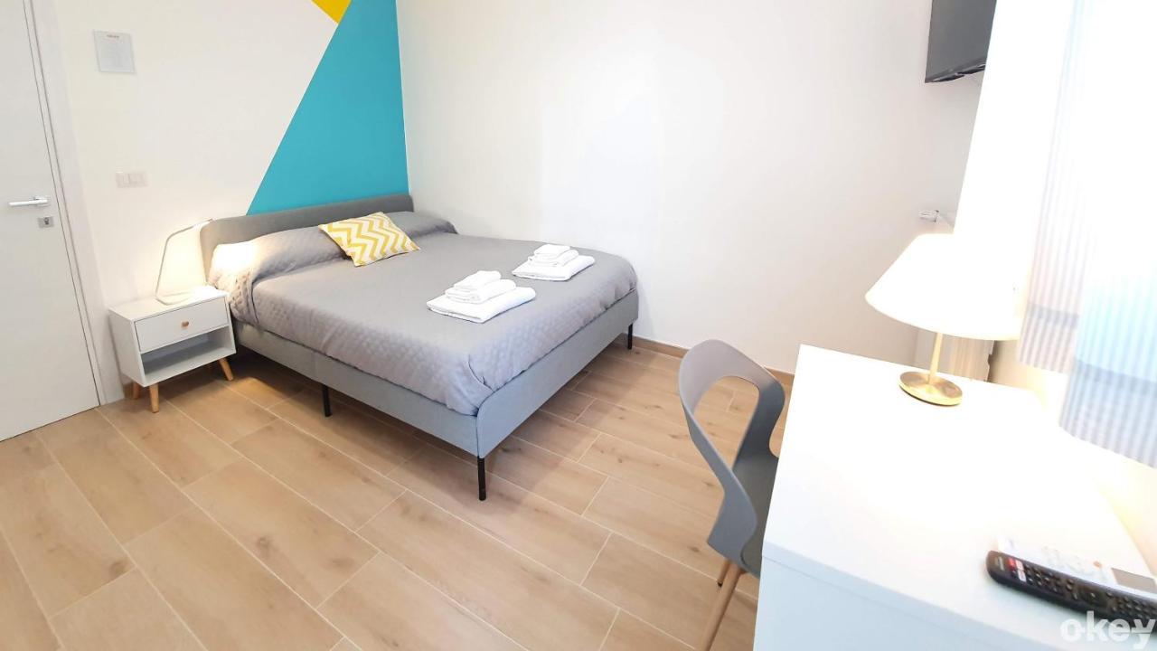 Blue Sky Rooftop Rooms - Bari Policlinico Екстериор снимка