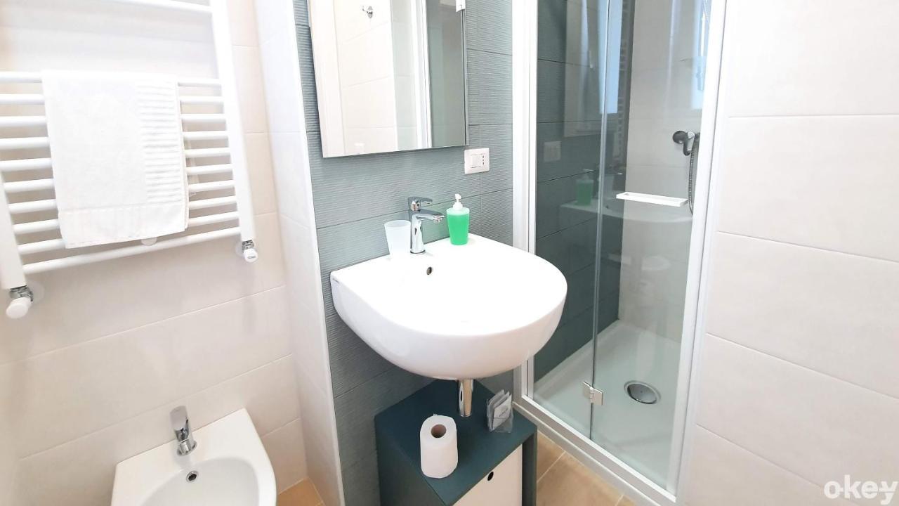 Blue Sky Rooftop Rooms - Bari Policlinico Екстериор снимка